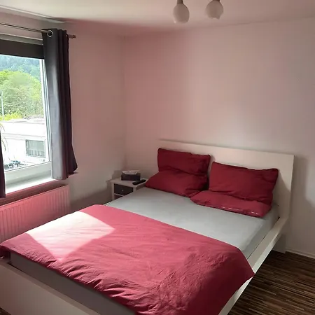 Ferienwohnung In アパート *